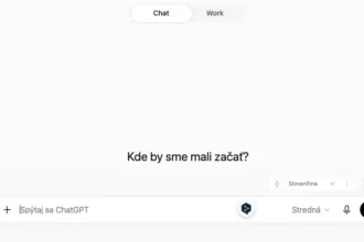 Nové rozhranie ChatGPT s prepínačom Chat a Work v hornej časti obrazovky.